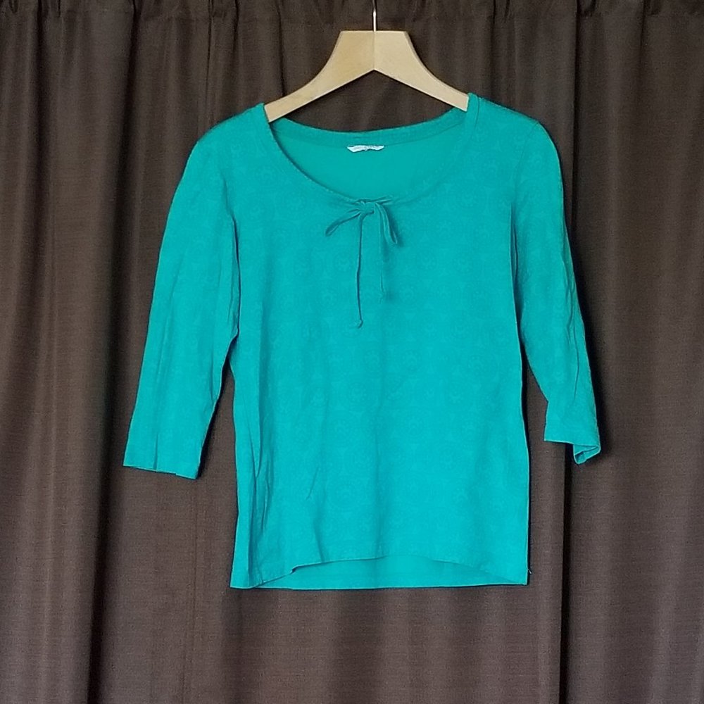 Marimekko top with 1/2 sleeves in bright turquoise